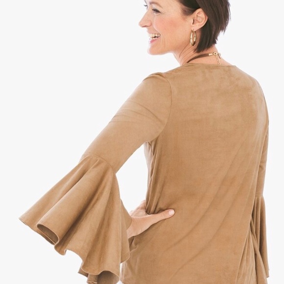 CHICO’S FAUX SUEDE FLARE SLEEVE TOP IN BURNT SUGAR CHICO’S SIZE 2 - Picture 3 of 9